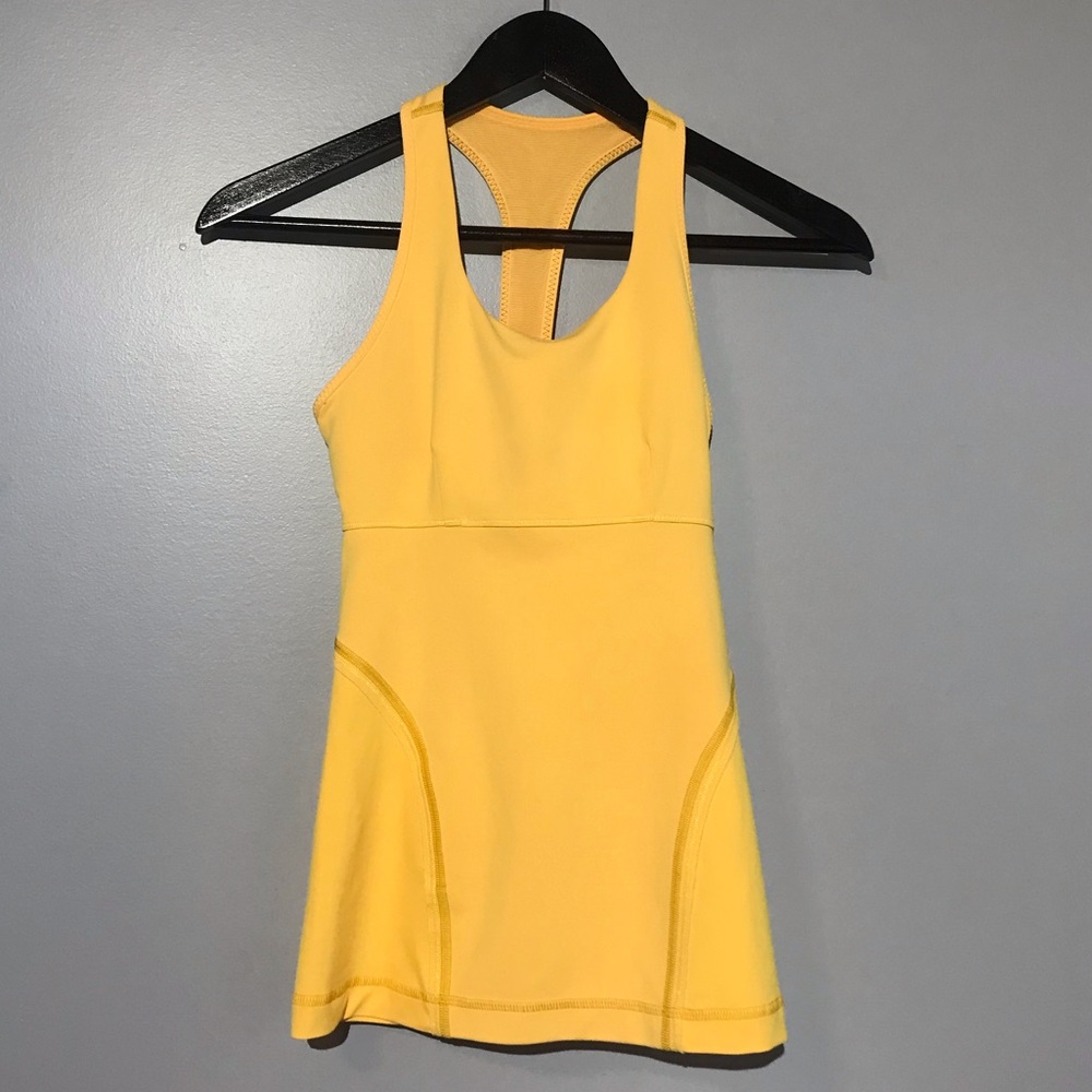 LULULEMON Racer back size 4